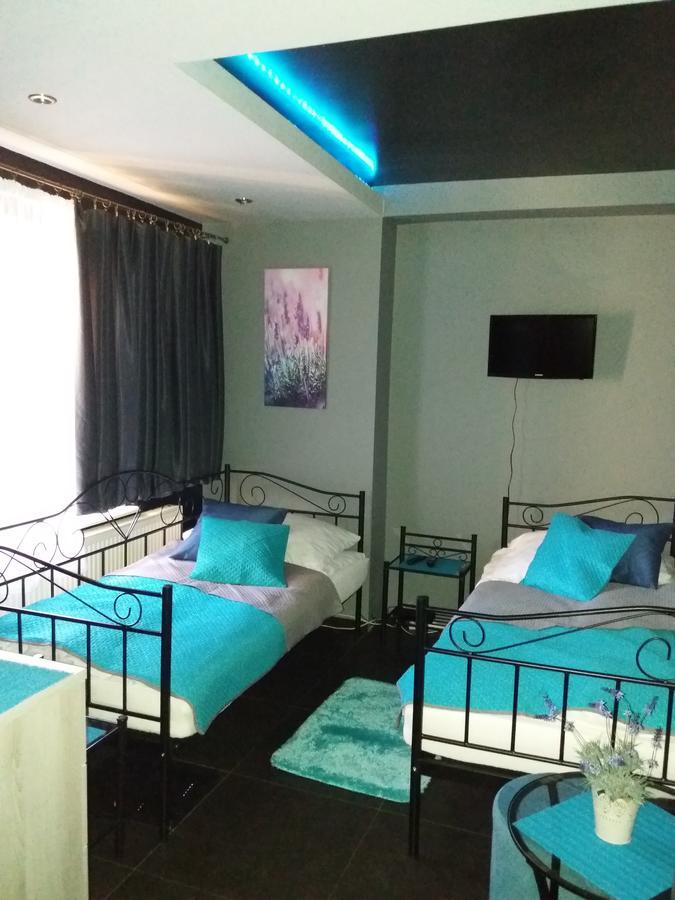 Lawendowy Hostel Краков Экстерьер фото