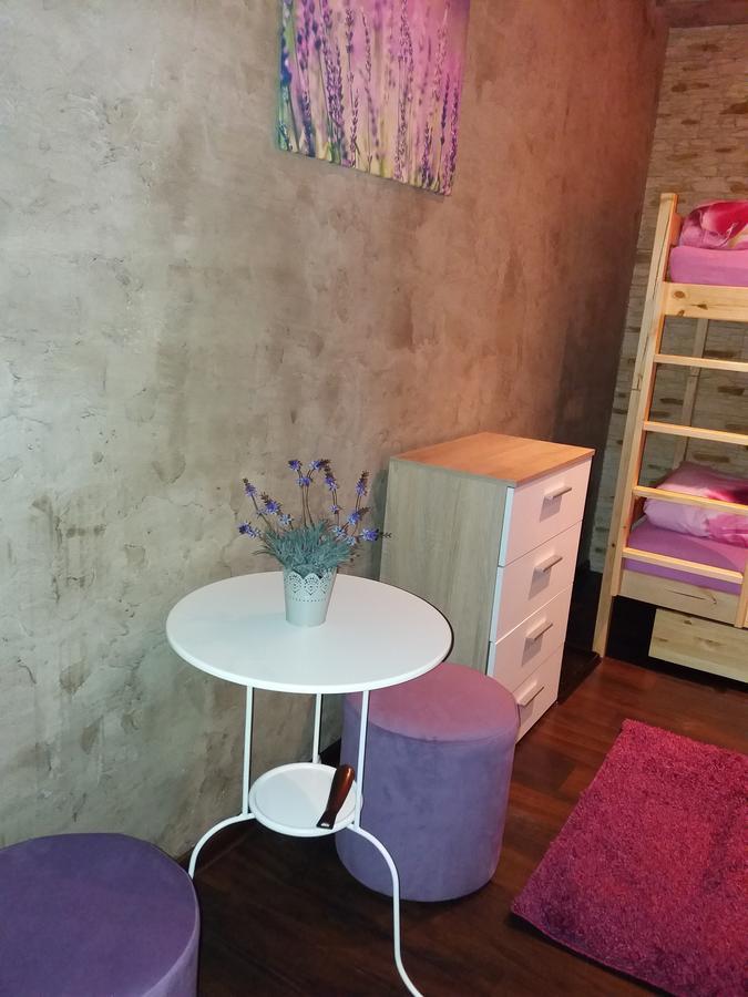 Lawendowy Hostel Краков Экстерьер фото