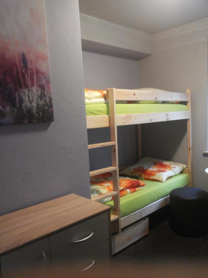 Lawendowy Hostel Краков Экстерьер фото